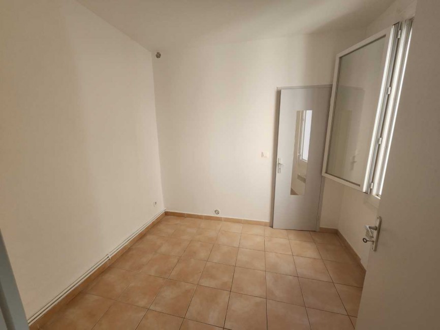 téléchargement (9).jpg